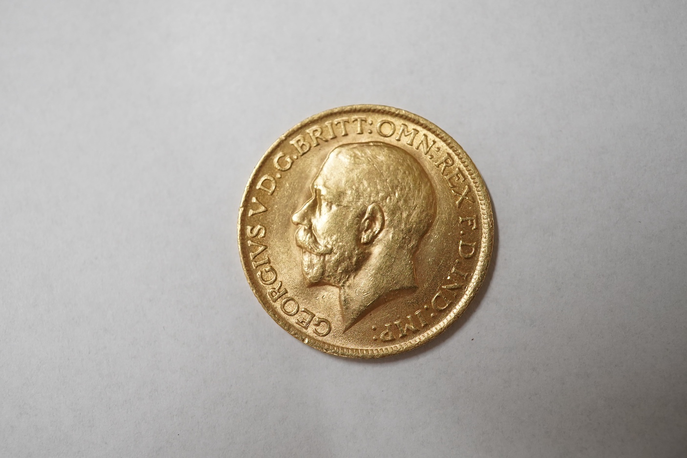 British gold coins, George V gold sovereign, 1915, about EF.